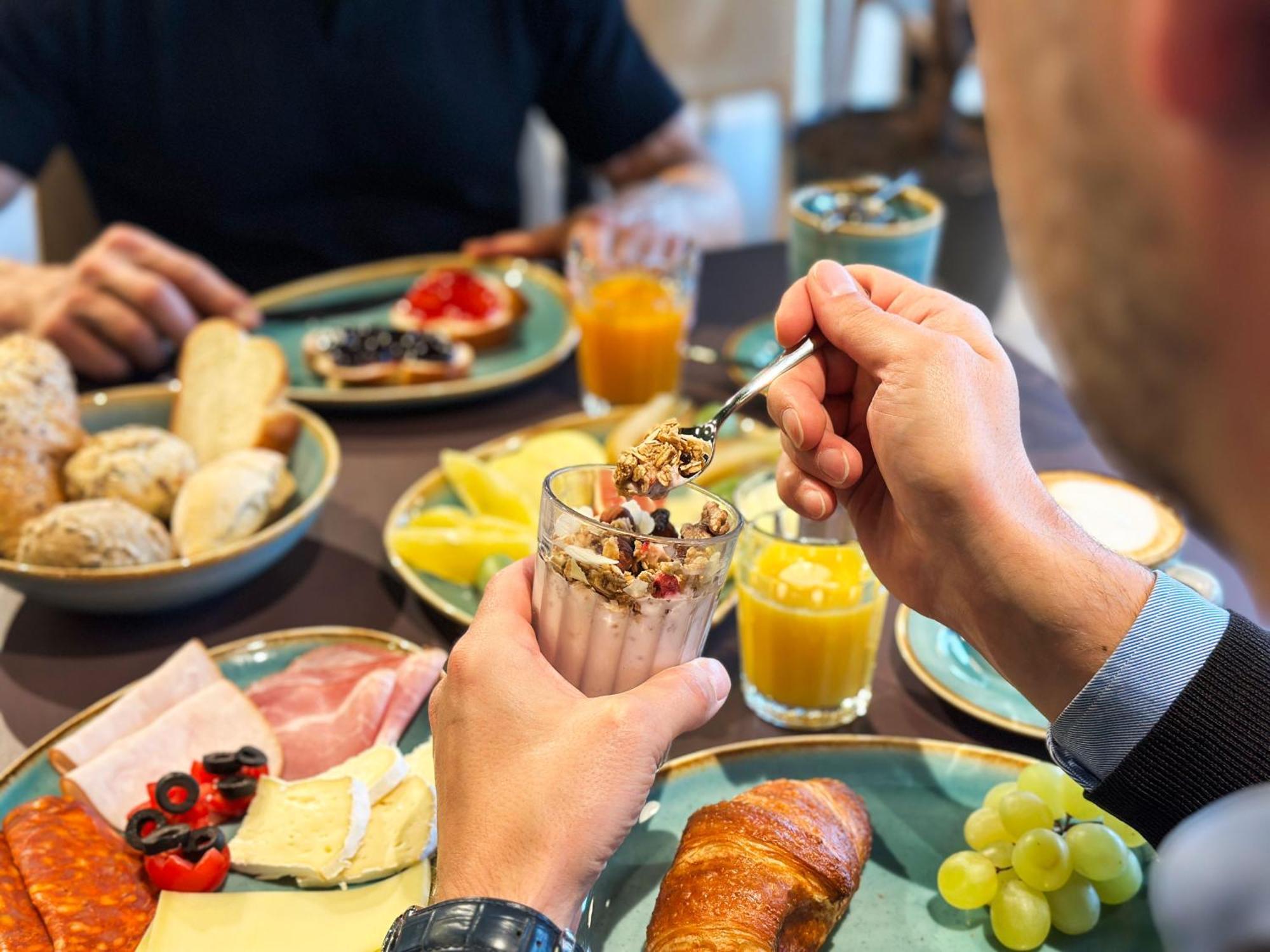 Tailormade Hotel Bab Bachenbuelach Bachenbulach Dış mekan fotoğraf